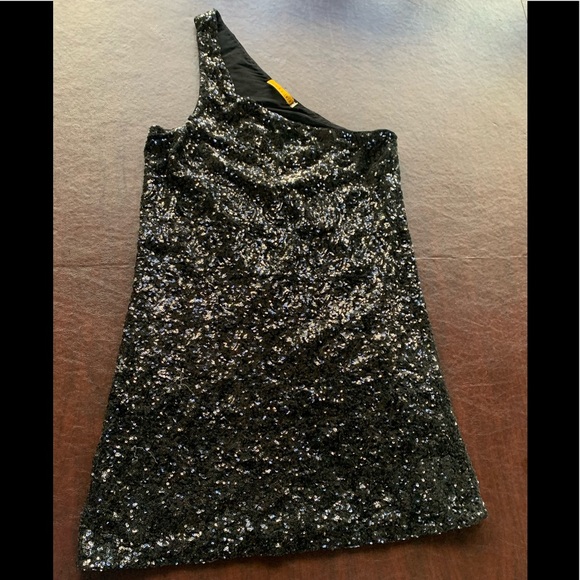 Alice & Olivia sequence off the shoulder dress - Picture 1 of 4